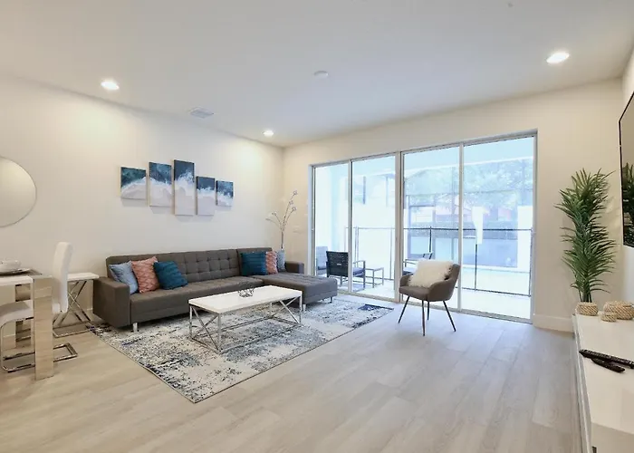 High Luxury 3 Bedroomloft Townhouse In Hidden Forest, With Private Pool!