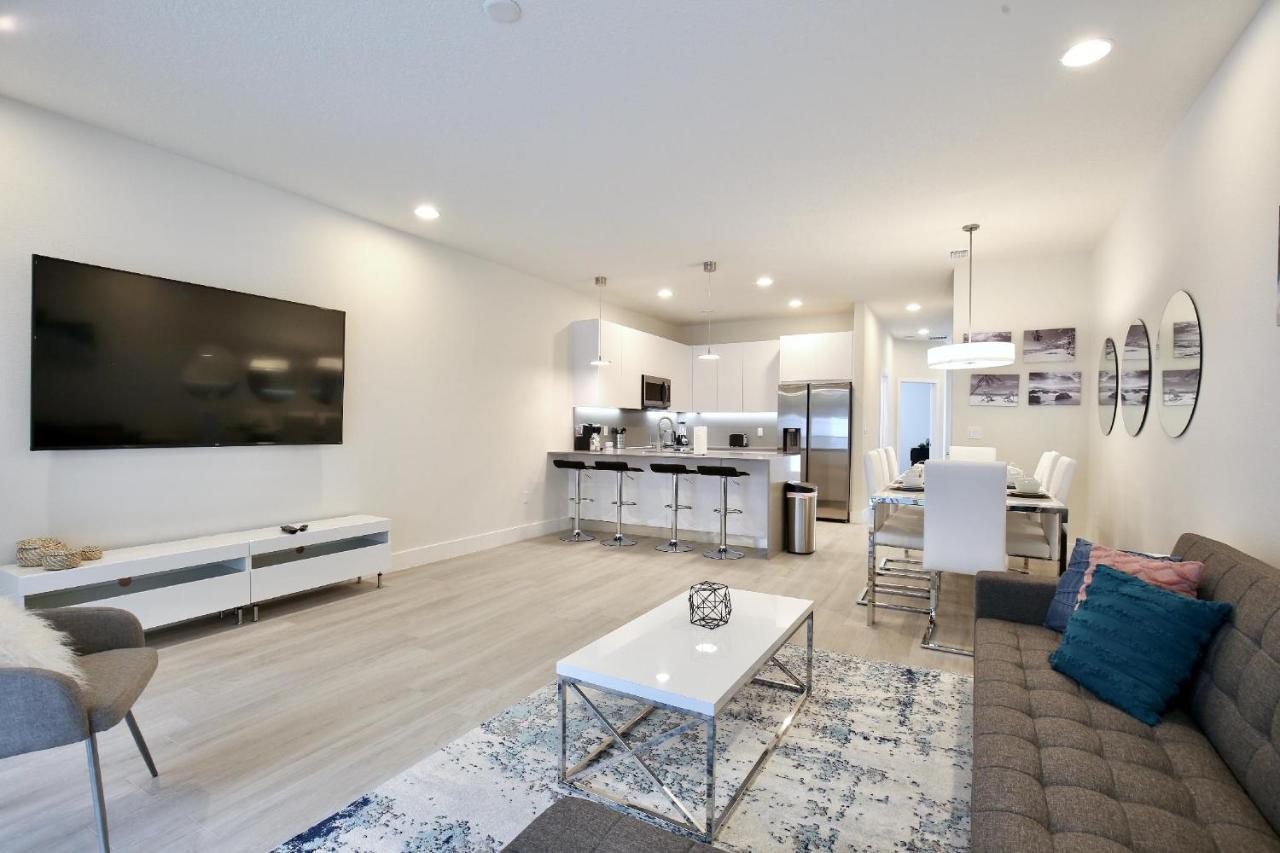 Hébergement de vacances High Luxury 3 Bedroomloft Townhouse In Hidden Forest, With Private Pool! Orlando